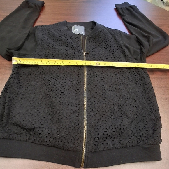 Cardigan - Picture 6 of 7